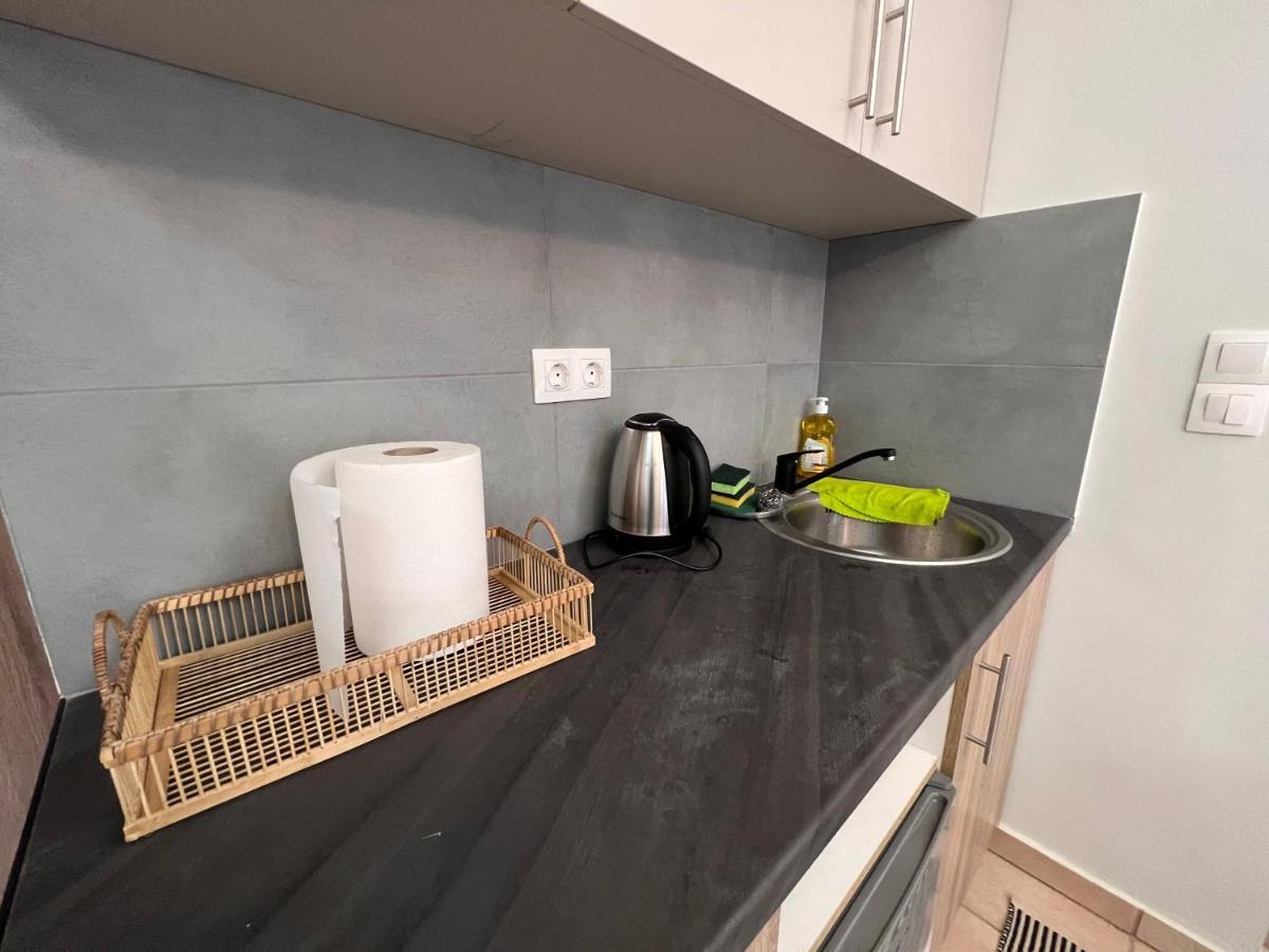 Wsd Rizari Apartment Hotel أثينا المظهر الخارجي الصورة